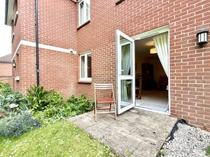 Patio- click for photo gallery